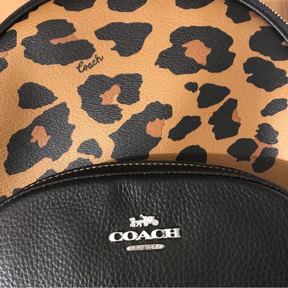 🥰Court Backpack With Signature Canvas And Leopard Print - Picture 4 of 12